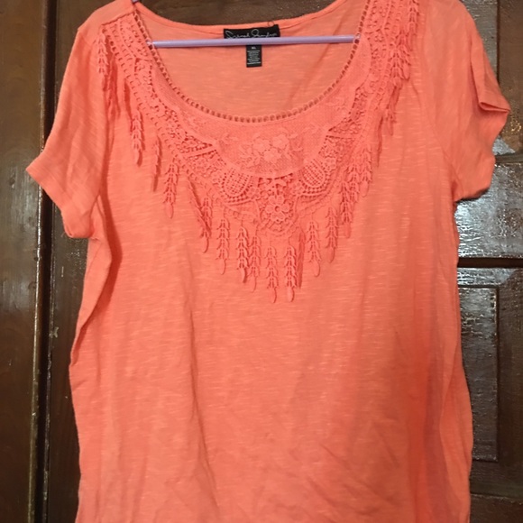 Orange fringe French laundry feathery look - Picture 2 of 3